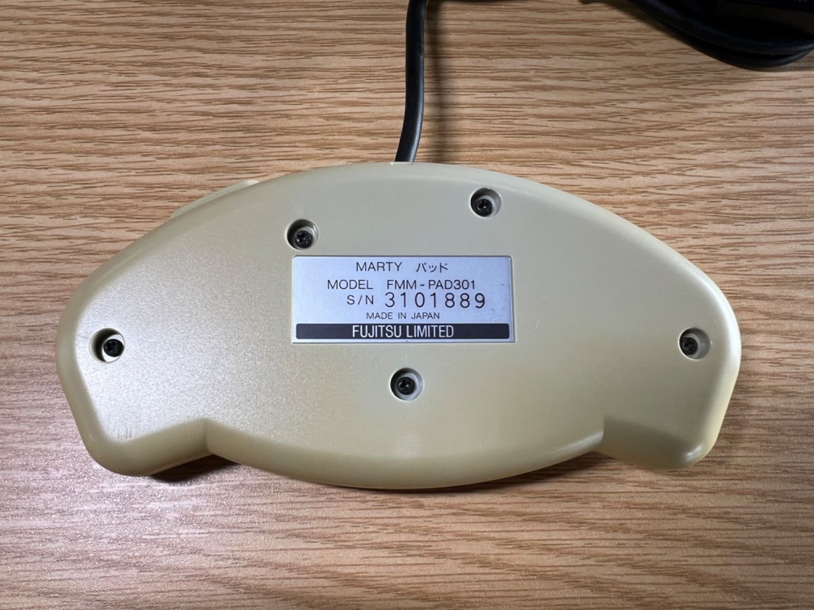 FM TOWNS MARTY パッド FMM-PAD301コントローラー - メルカリ FM TOWNS MARTY パッド FMM-PAD301コントローラー - メルカリ