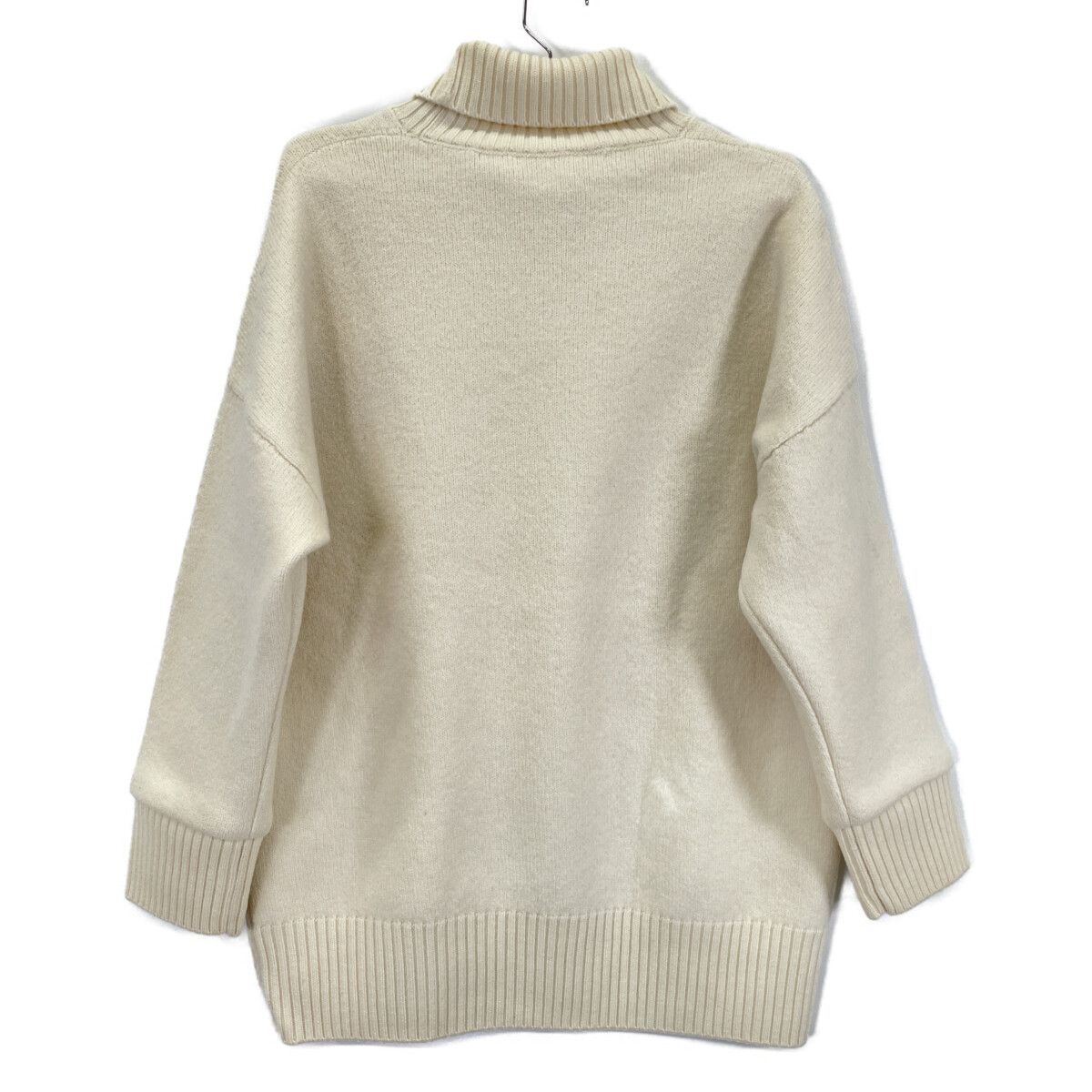 AMI PARIS アミパリス BFUKS402.018 ﾎﾜｲﾄ×ﾚｯﾄﾞ ﾀｰﾄﾙﾈｯｸ ﾆｯﾄｾｰﾀｰ M