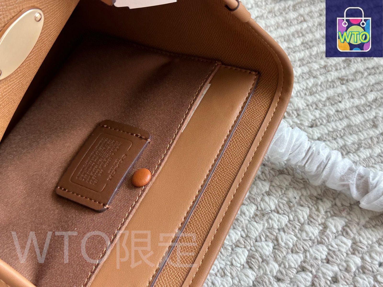 Riiicha shop 即購入ok!様 今日特価】Coach コーチ ショッピングバッグ 高級感が強い