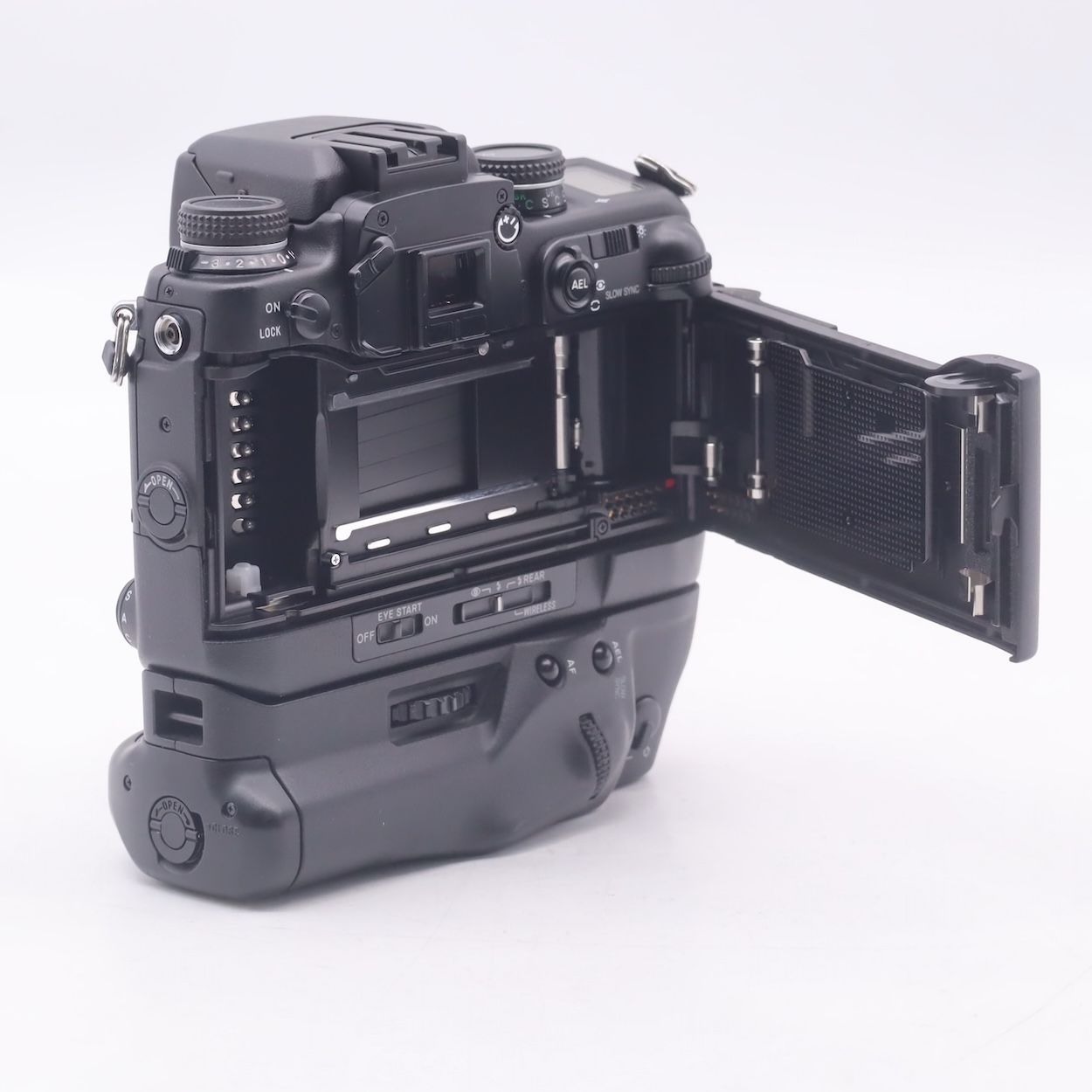 美品】MINOLTA α-9 VC-9 グリップ付き ミノルタ SSM非対応 - メルカリ