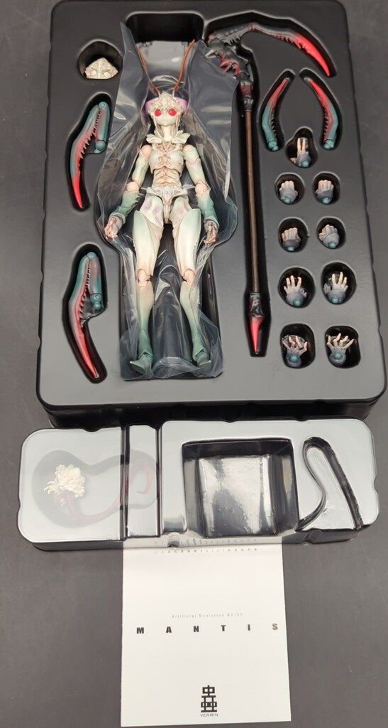 SEXYiCE 蟲 VERMIN シリーズ MANTIS / (実験体 B0127 カマキリ)