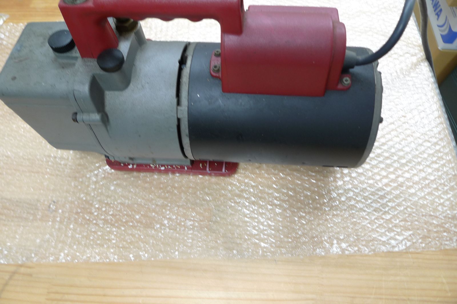 ★ロビネア ROBBI BLACK 100V 真空ポンプ★ ロビネア 真空ポンプ ROBBI BLACK 15010 100V 65W ＃２