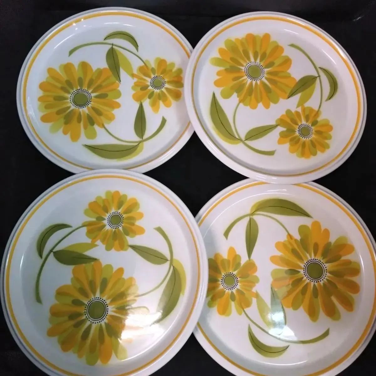 ミカサ mikasa LIGHT LIVELY 美味しかっ 花柄 イエロー 食器セット
