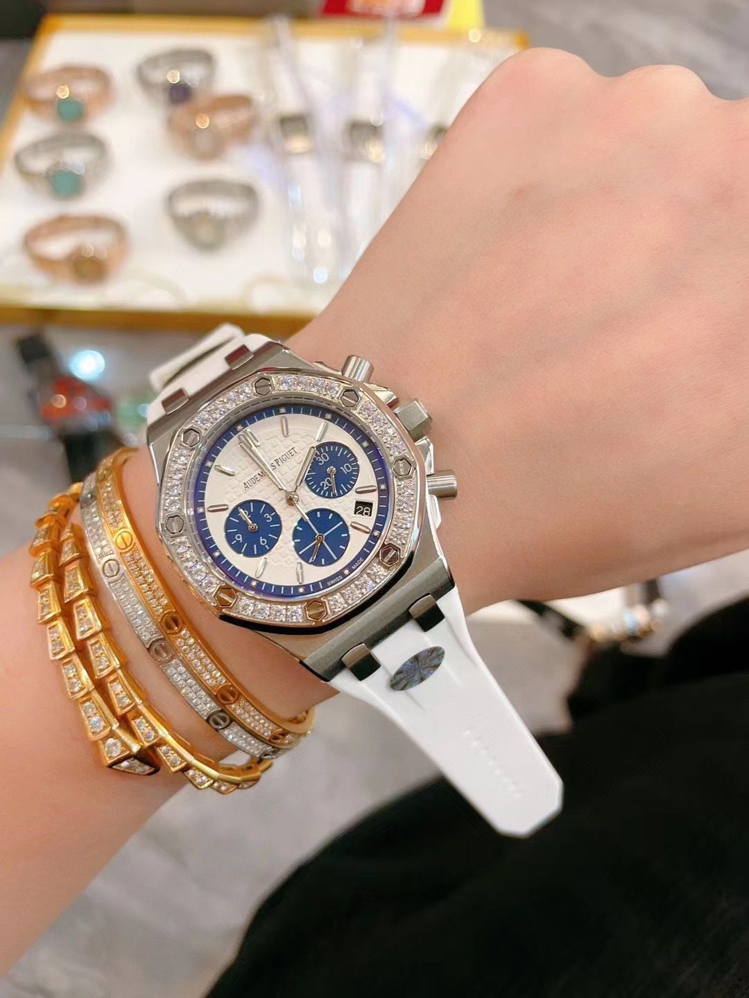 AP オーデマ ピゲ Audemars Piguet ロイヤルオーク レディース