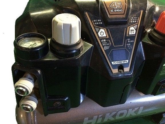 エアコンプレッサー