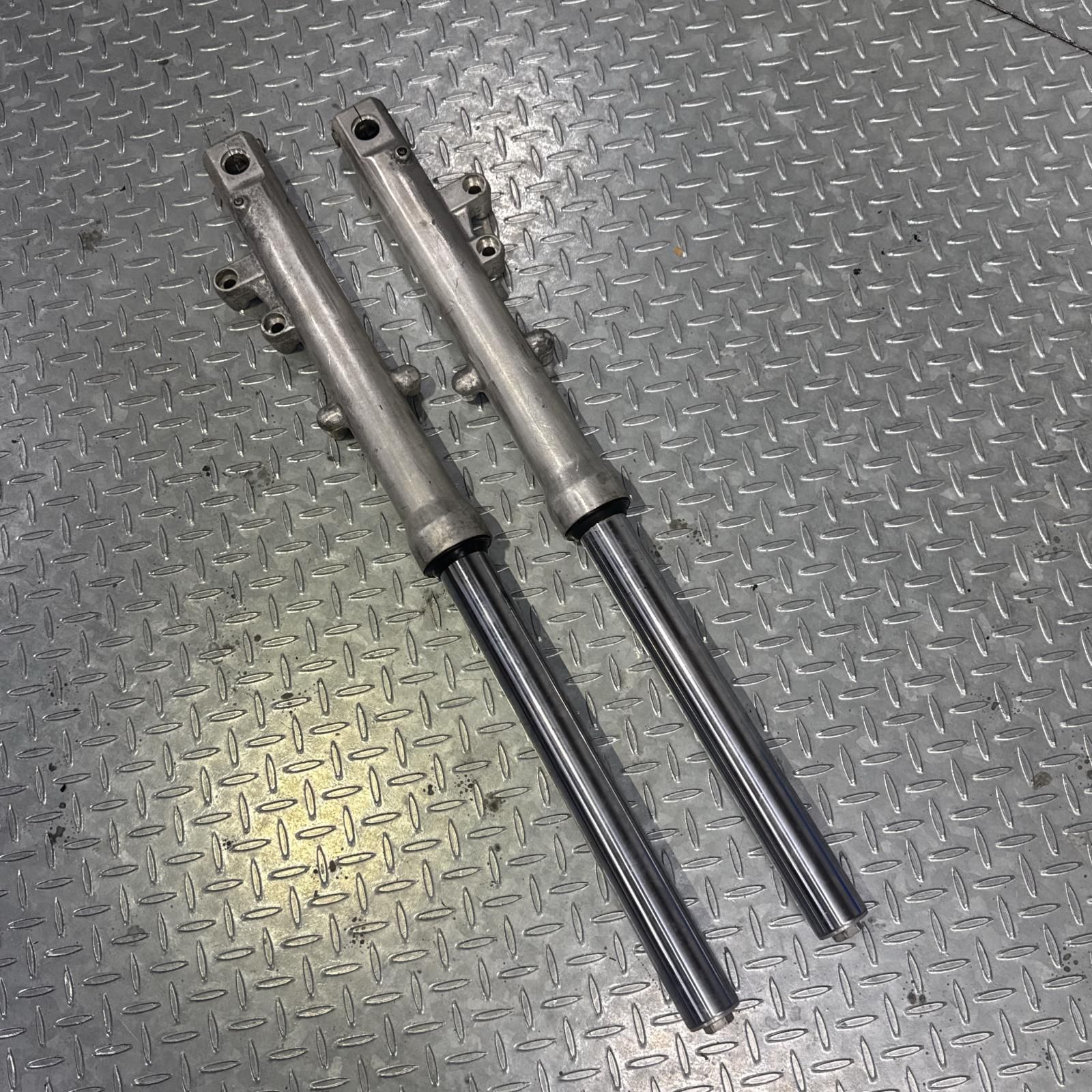 ゼファー400 フロントフォーク ステム ゼファー400 フロントフォーク □L115！ZR400C カワサキ