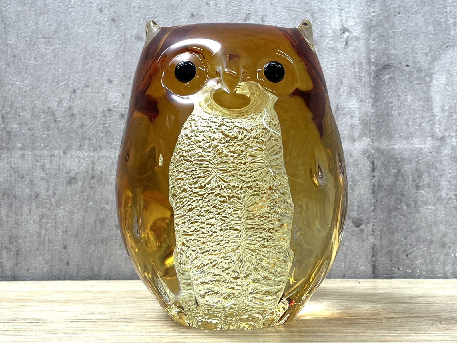 F-12026 津軽びいどろ 親ふくろうアンバー金 ハンドメイドガラス 篠原