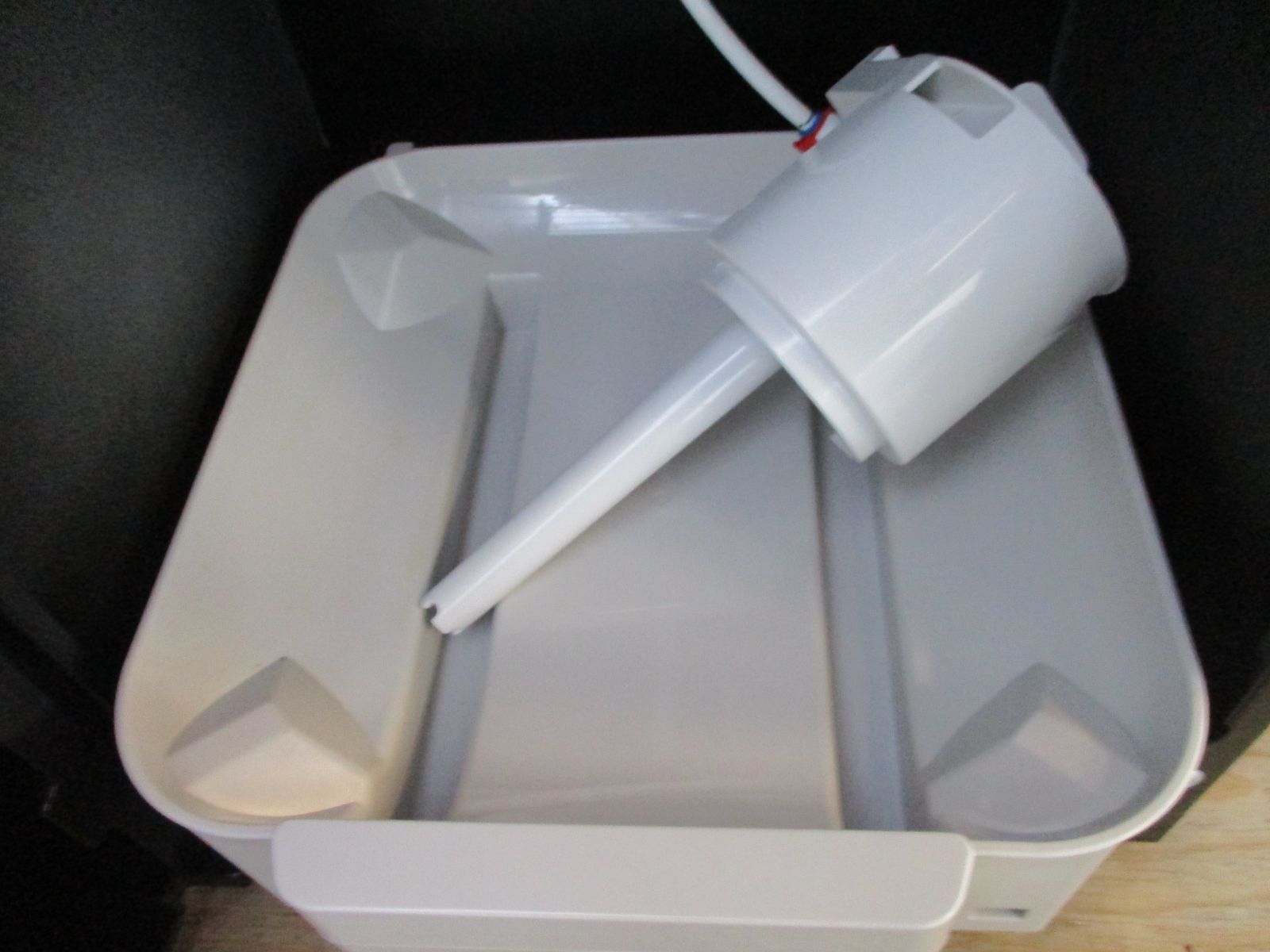 プレミアムウォーター ウォーターサーバーHC22D1L-PW-WB ① 2503