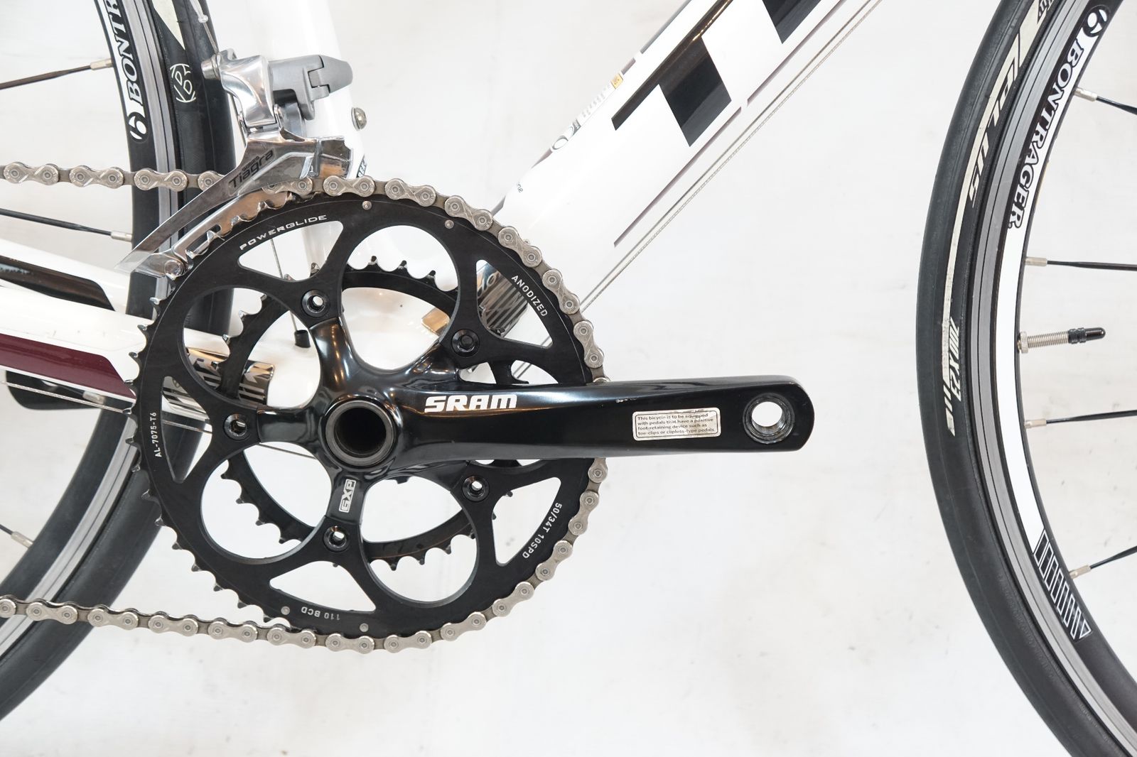 TREK トレック