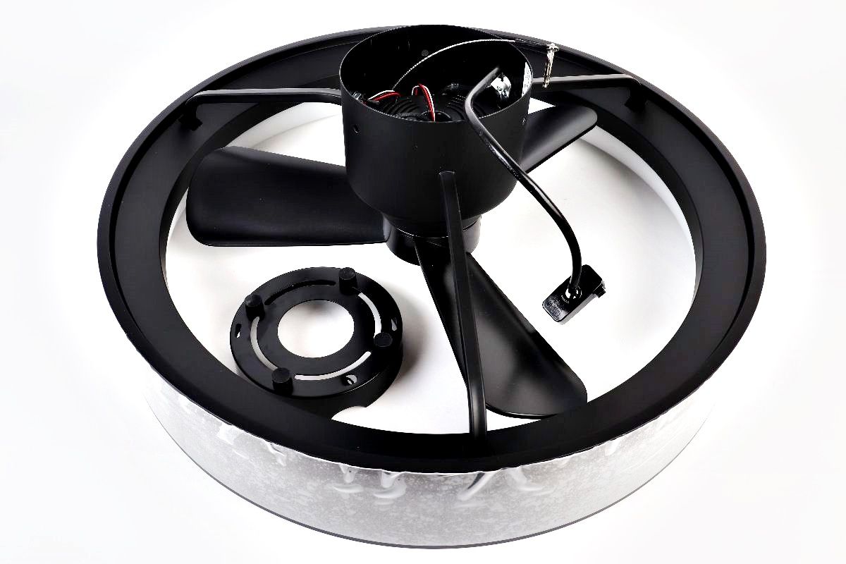 ☆未使用　ARTIKA　LEDシーリングファン　FAN-AUR-C4BL 訳あり artika Austin LED シーリングファン FAN-AUR-C4BL 2025
