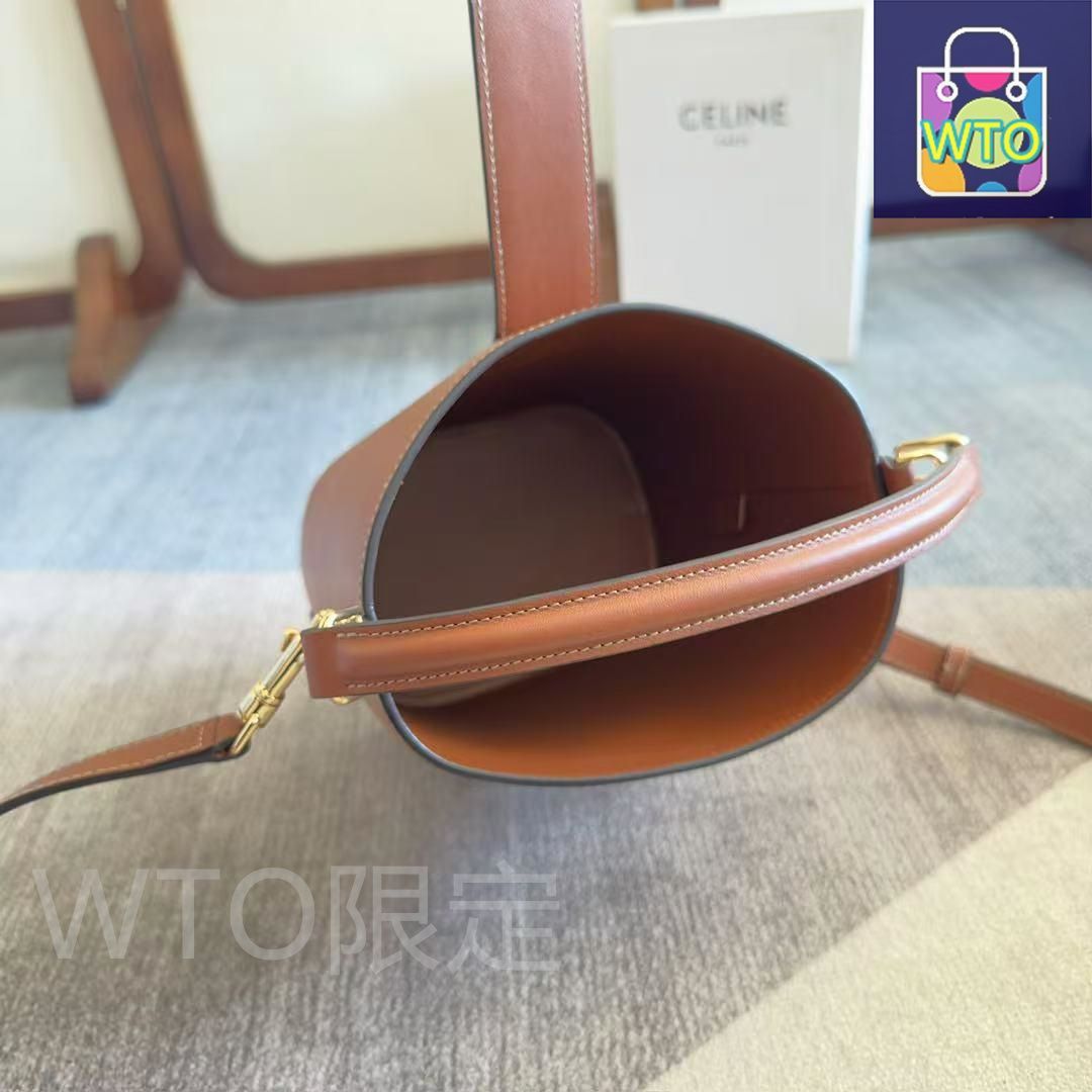 セリーヌ ショルダーバッグ