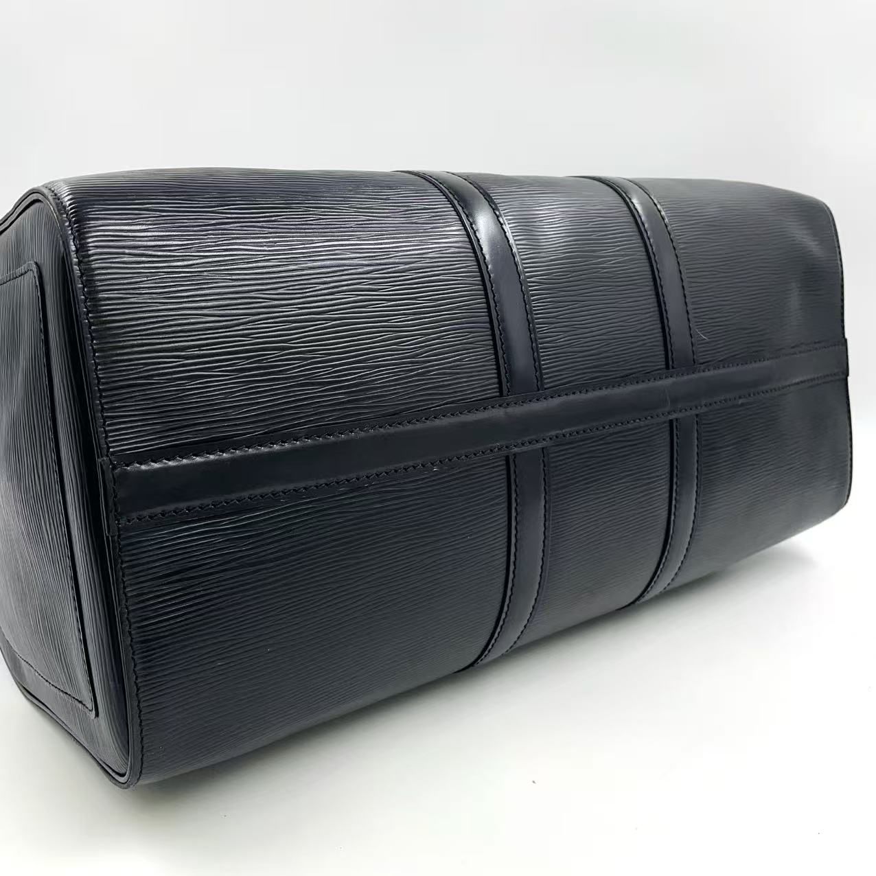 LOUIS VUITTON キーポル45 エピ エピ ノワール レザー ブラック