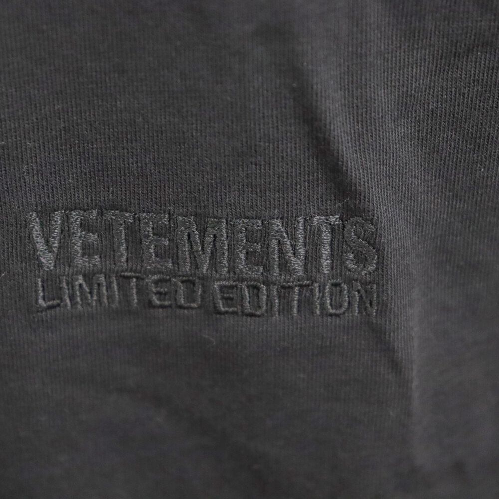 VETEMENTS (ヴェトモン) 23ss ロゴ刺繍半袖Tシャツ カットソー UE63TR140B ブラック - メルカリ