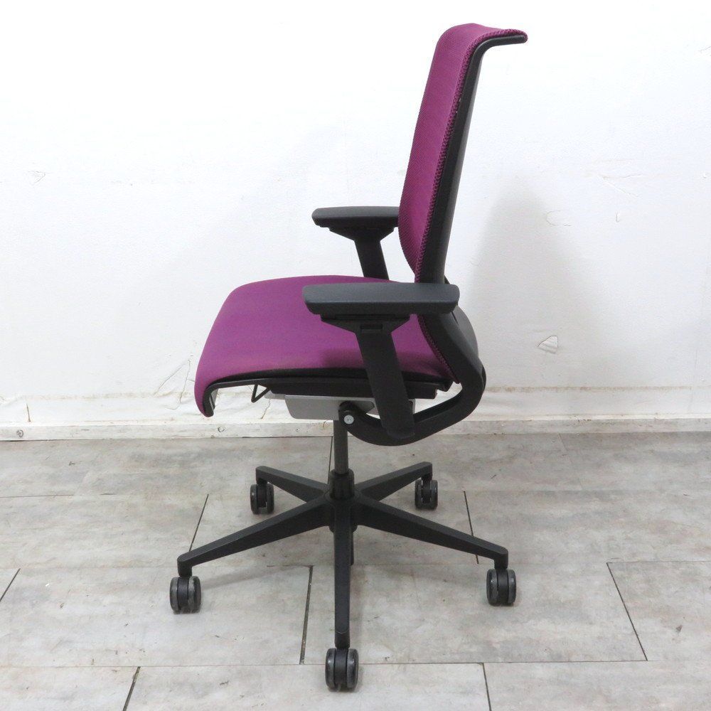 スチールケース Steelcase Think シンク 肘付きオフィスチェア スチールケース Steelcase Think シンク 肘付きオフィスチェア