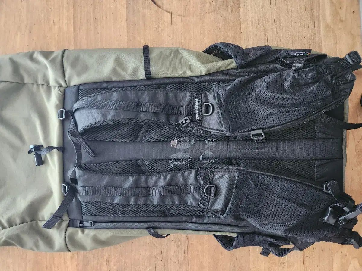 販売