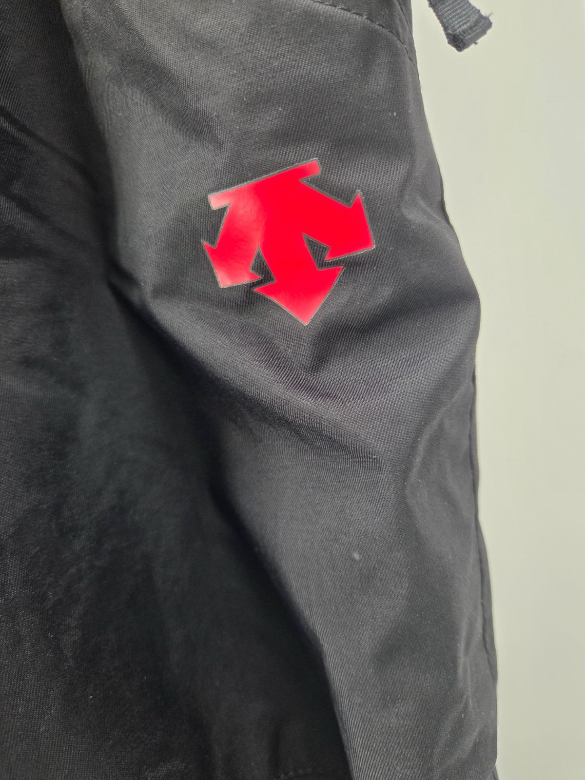 DESCENTE デサント