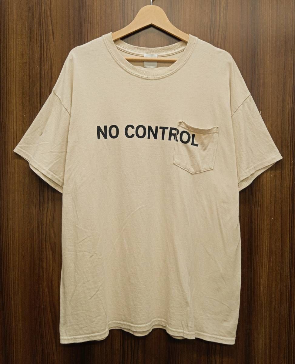 HELLBENDERSu0026CO / ヘルベンダーズ HBS-TOPS-0016 NO CONTROL プリント 半袖 ポケット Tシャツベージュ ライトベージュ サイズXL