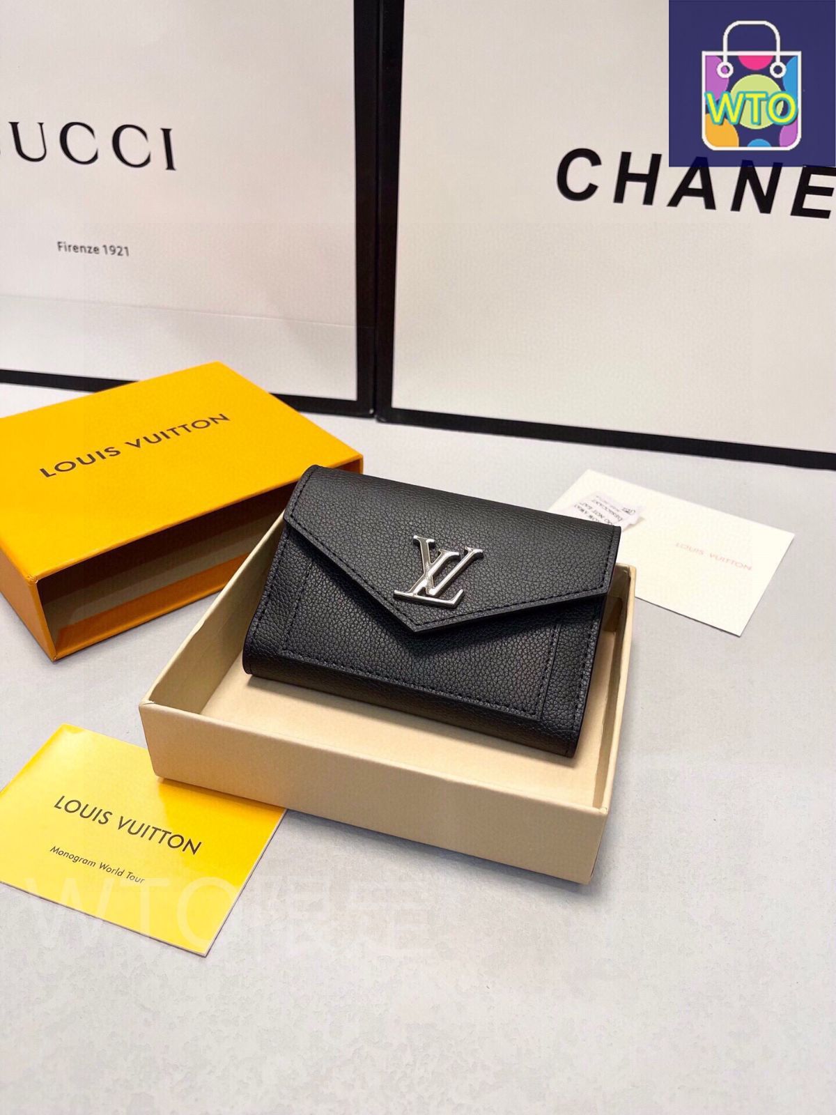 新品！ ルイヴィトン ポルトフォイユ ミュルティプル M61825