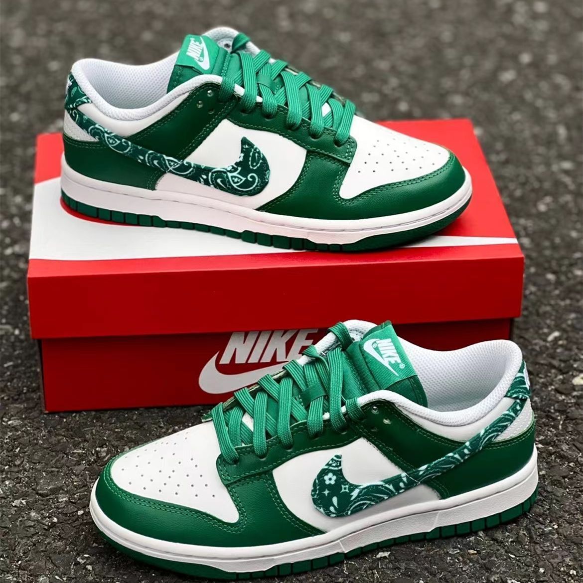 Nike ナイキ ウィメンズ ダンク ロー ESS グリーン ペイズリー ナイキ 