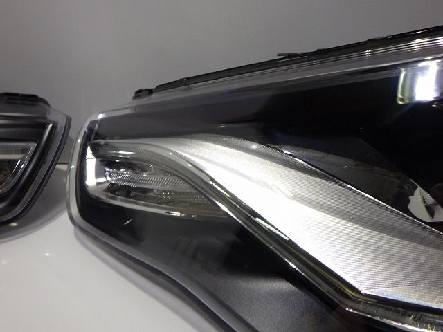 ヘッドライト左右 HID