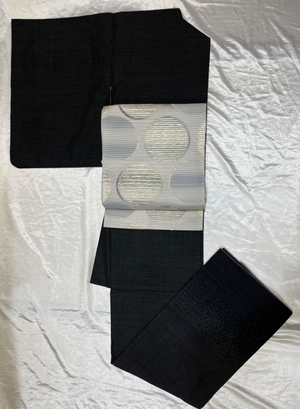 豪華絢爛綺麗美品黒地身丈164cm裄丈67.5cm正絹袷広衿☆塩沢紬☆ - メルカリ