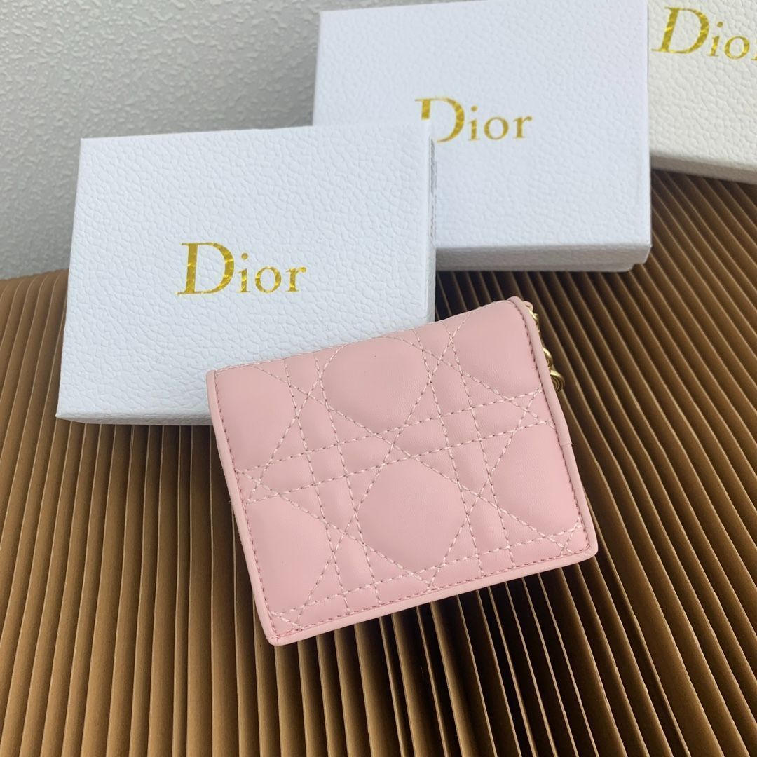 レディディオール　ウォレット　美品　限定箱付き レディディオール ウォレット 美品 限定箱付き