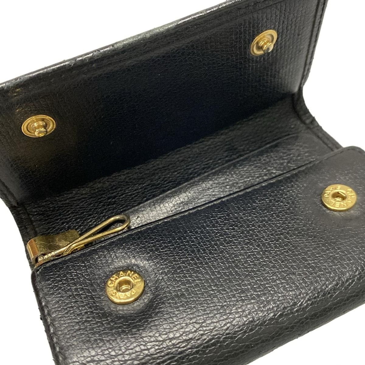 CHANEL(シャネル) キーケース ココボタン 黒 6連フック レザー