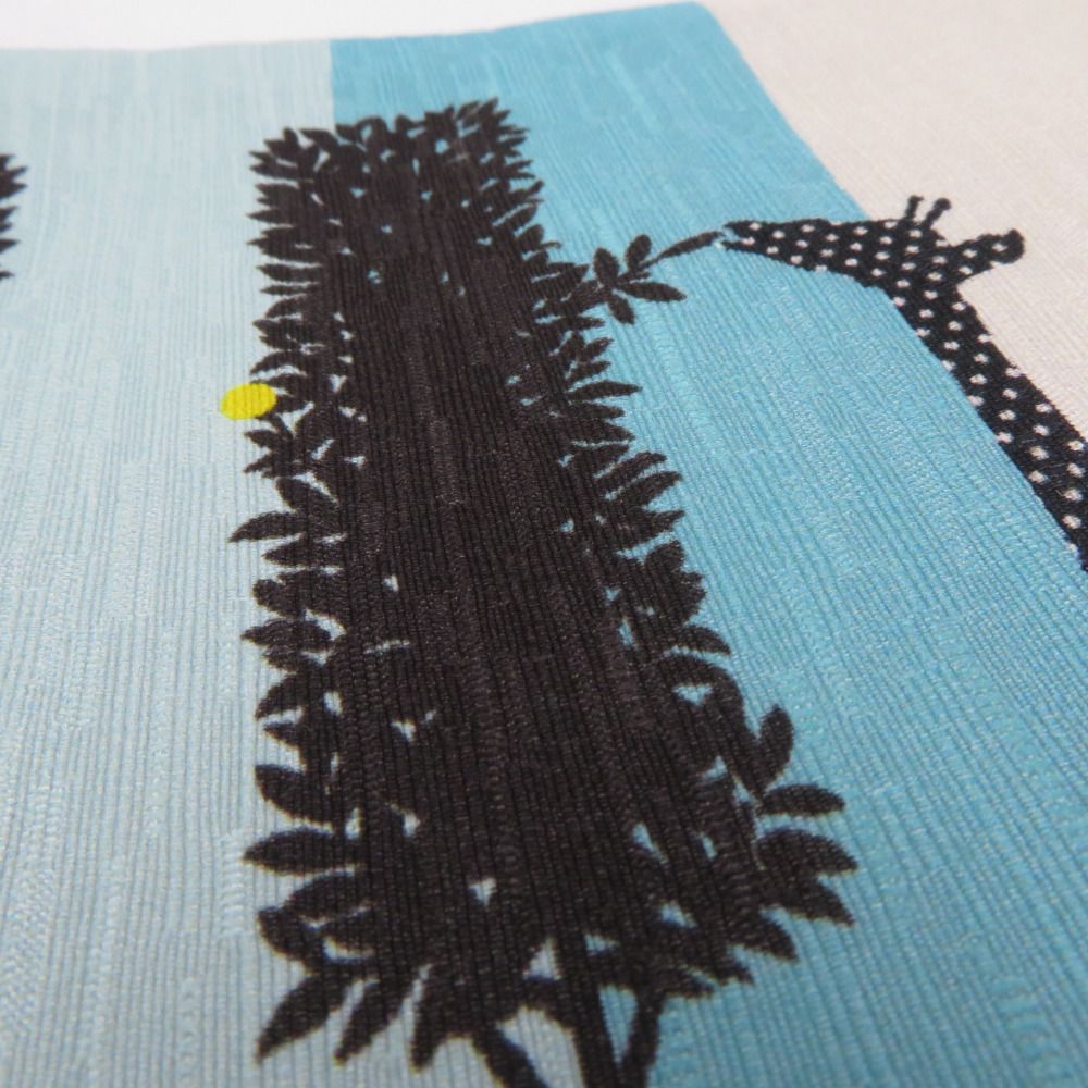 半幅帯 WAKKA ワッカ 動物 森と小鳥柄 正絹 レインボーｘイエロー リバーシブル 日本製 半巾帯 長さ424cm 新品 【キモノオフ野々市若松店】 半幅帯 WAKKA ワッカ 動物 森と小鳥柄 正絹 レインボーxイエロー