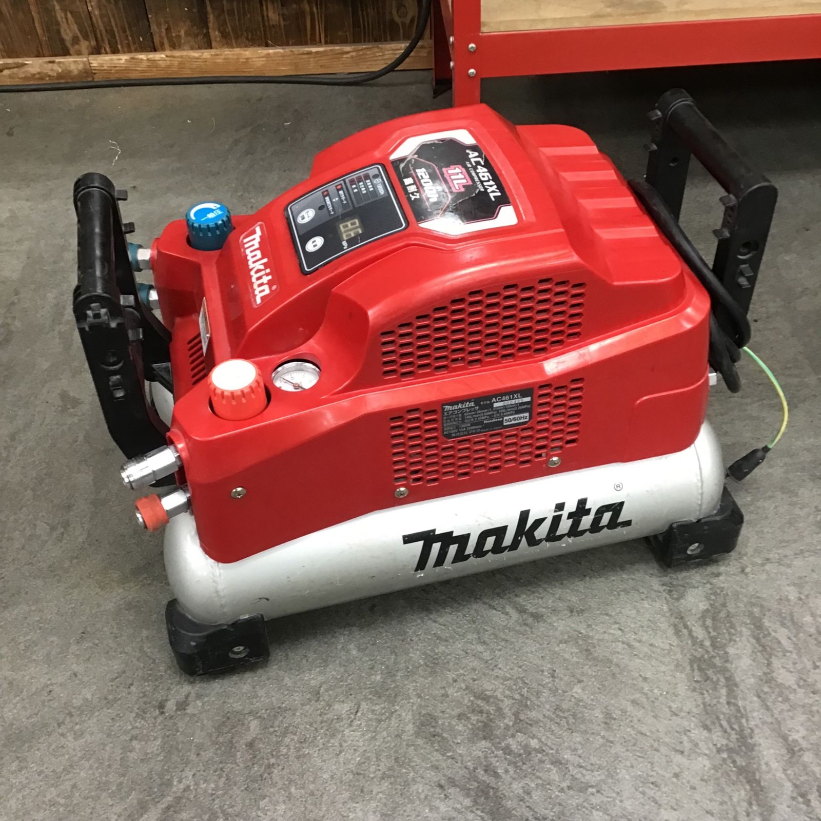 ☆マキタ(makita) 常圧/高圧エアコンプレッサー AC461XLR【川崎