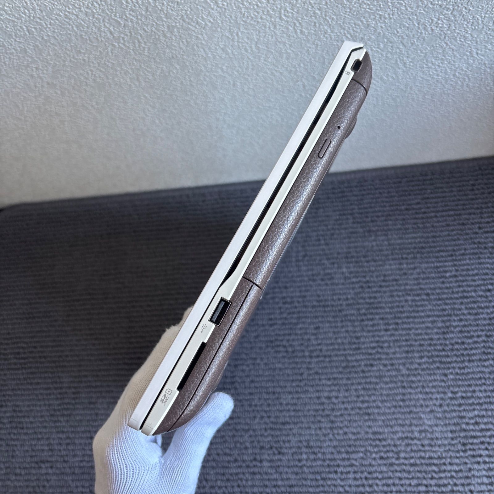 富士通lifebook AH53/D1 i7-8565U メモリ8GB 富士通lifebook AH53/D1 i7-8565U メモリ8GB HDD1TB SSD 256GB