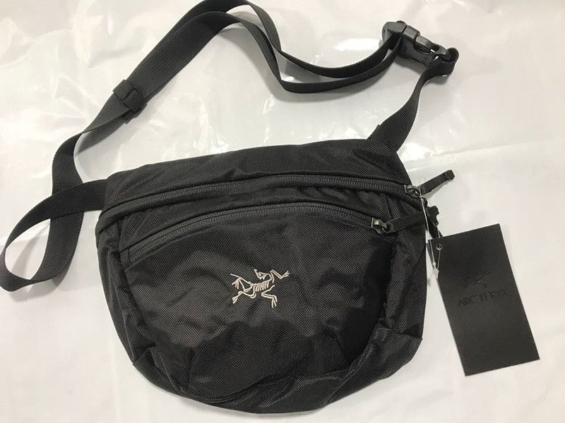 在庫処分  アークテリクス バッグ 17172 マカ2 Maka2 ウエストバッグ ボディバッグ Ａrcteryx　男女兼用