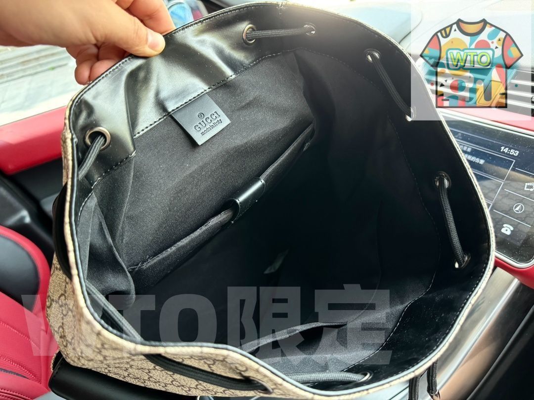 GUCCI トラベルバッグ org.jpg