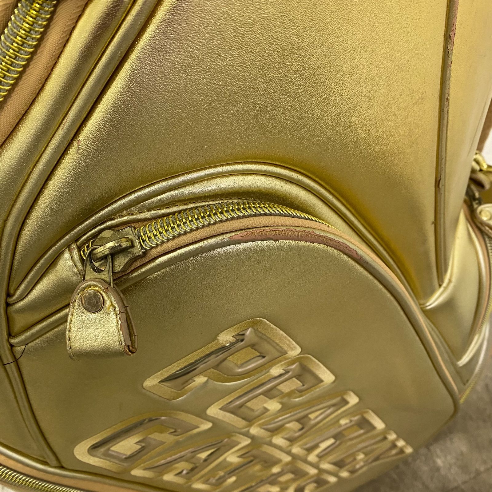 PEARLY 購入 GATES（パーリーゲイツ） キャディバッグ ゴールドカラー