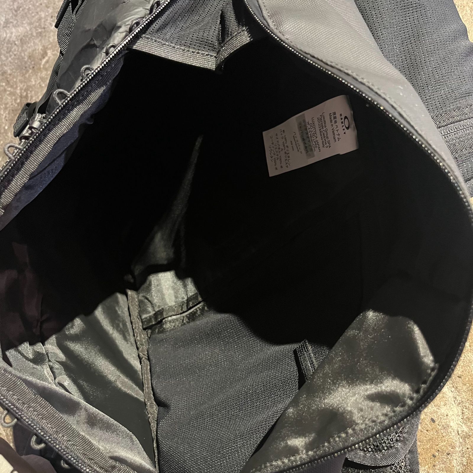 OAKLEY 25ss Latitude Sling Pack Black オークリー スリングパック 