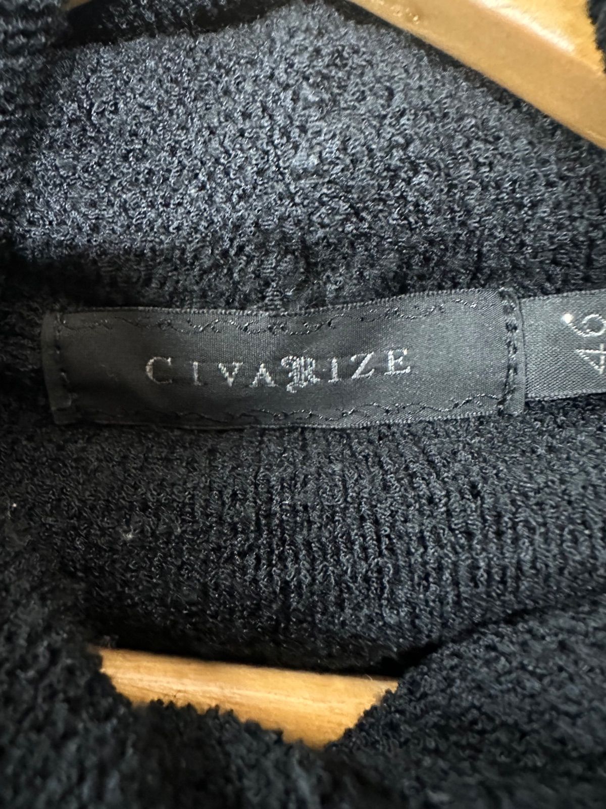 お値下げ！ CIVARIZE シヴァーライズ タートルネック ニット トップス 