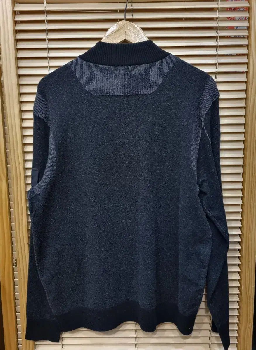 ハーフジップ ニット