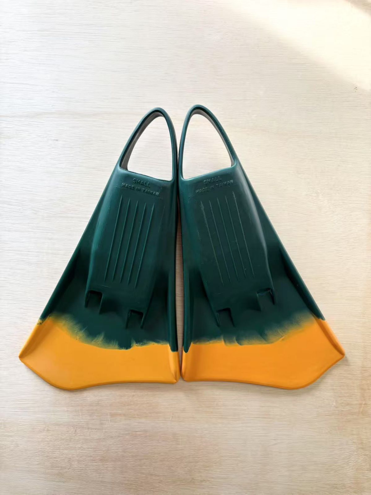 ボディボードフィン Redleyfins XS 足ヒレ レドリーフィン ボディボードフィン Redleyfins XS 足ヒレ レドリーフィン