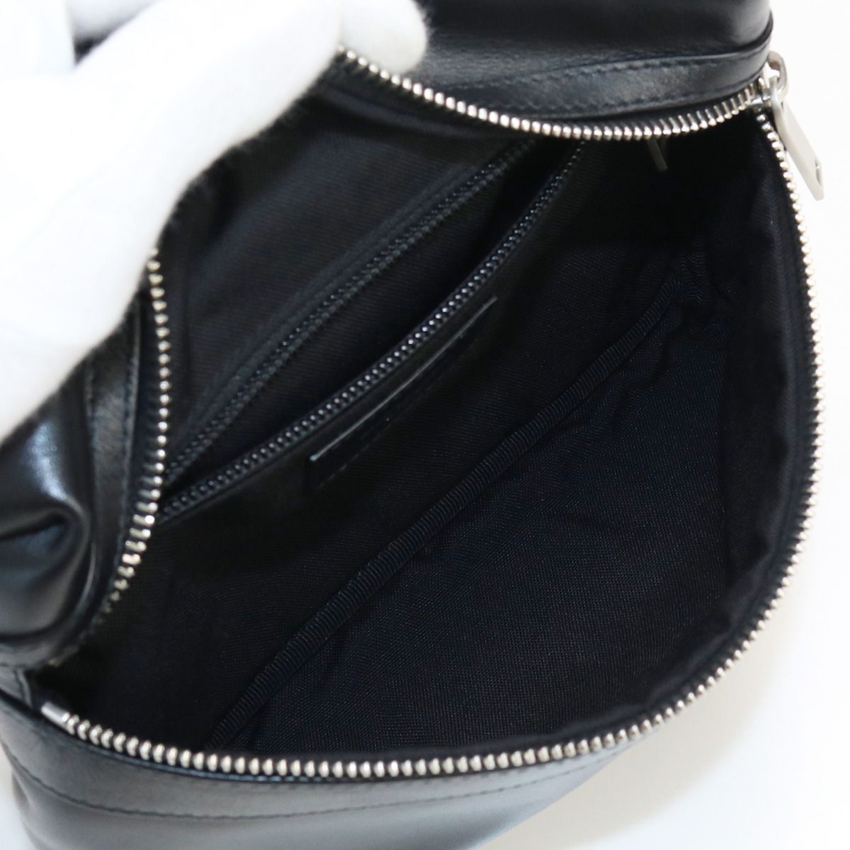 SAINT LAURENT サンローラン クロスボディバッグ 634717