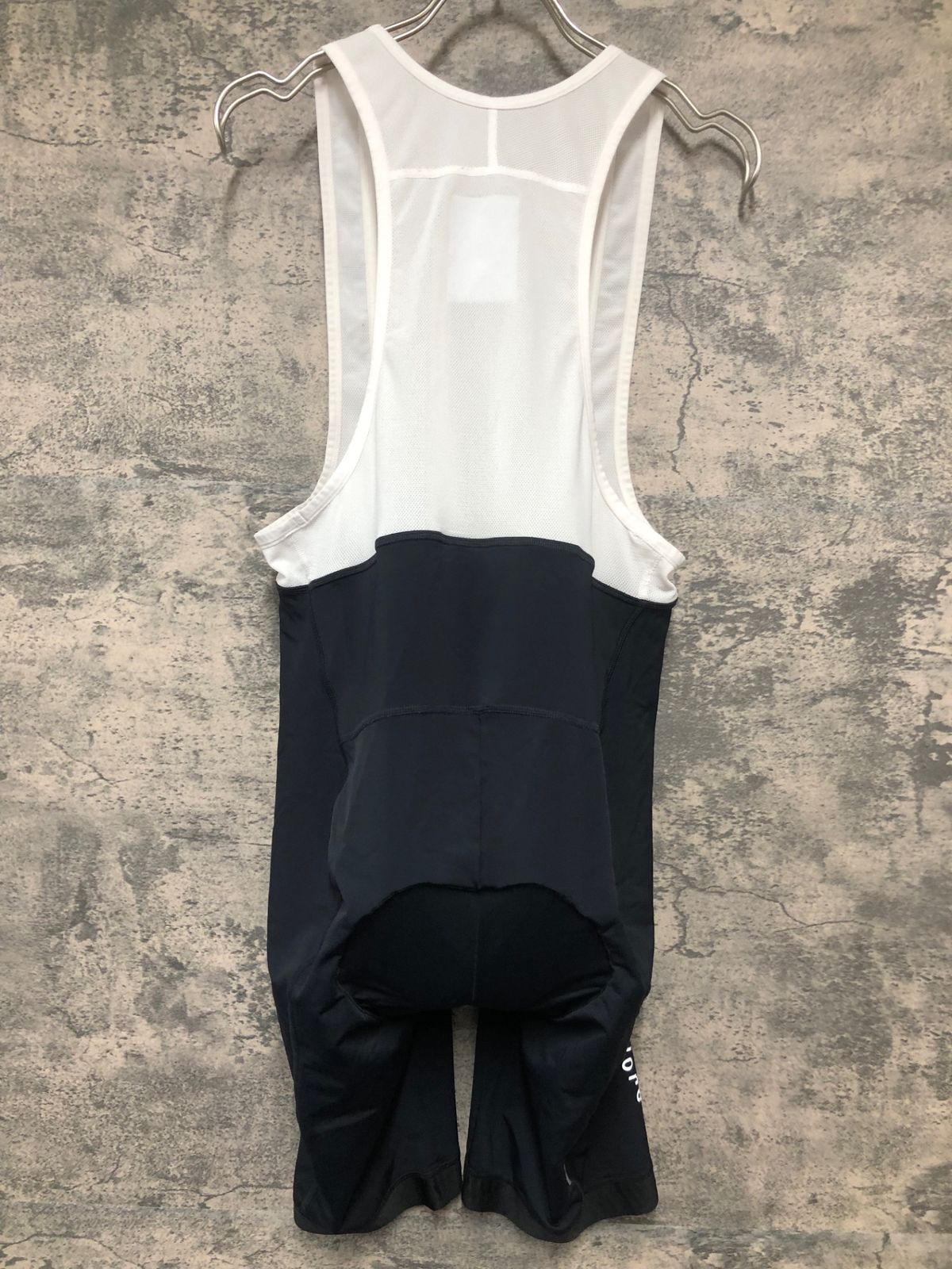 黒