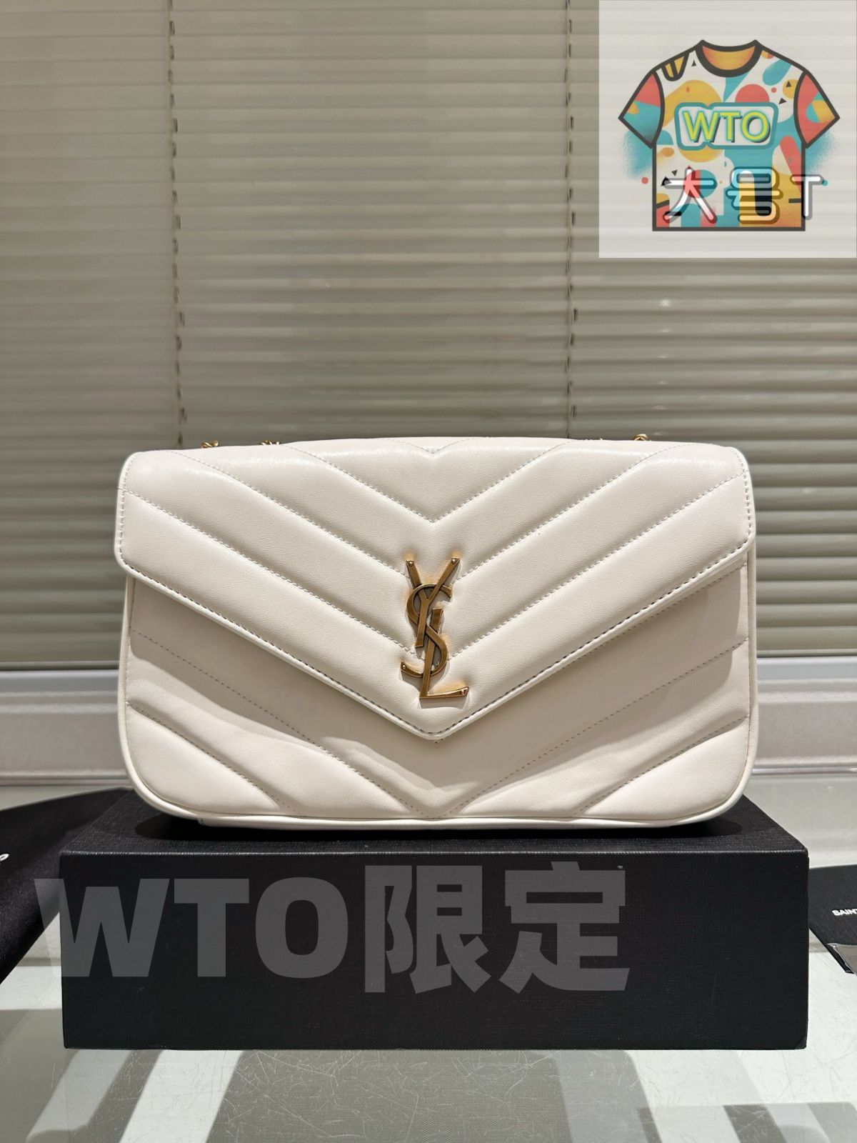 【かえる】✨ジャンルイシェレル✨軽くて柔らかい羊革♡定価6万円♡ かえる】✨ジャンルイシェレル✨軽くて柔らかい羊革♡定価6万円