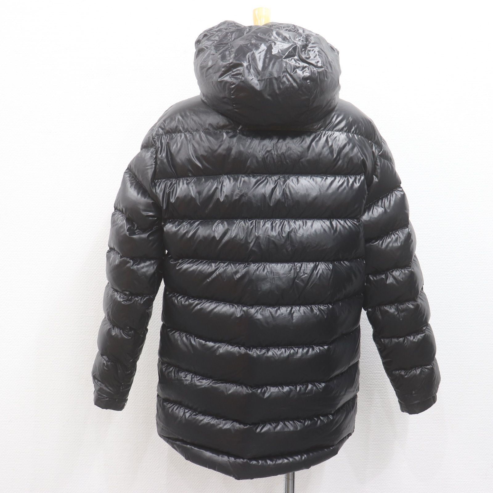ITP2J5WA3ZI0 MONCLER モンクレール COURCILLON クルシヨン 
