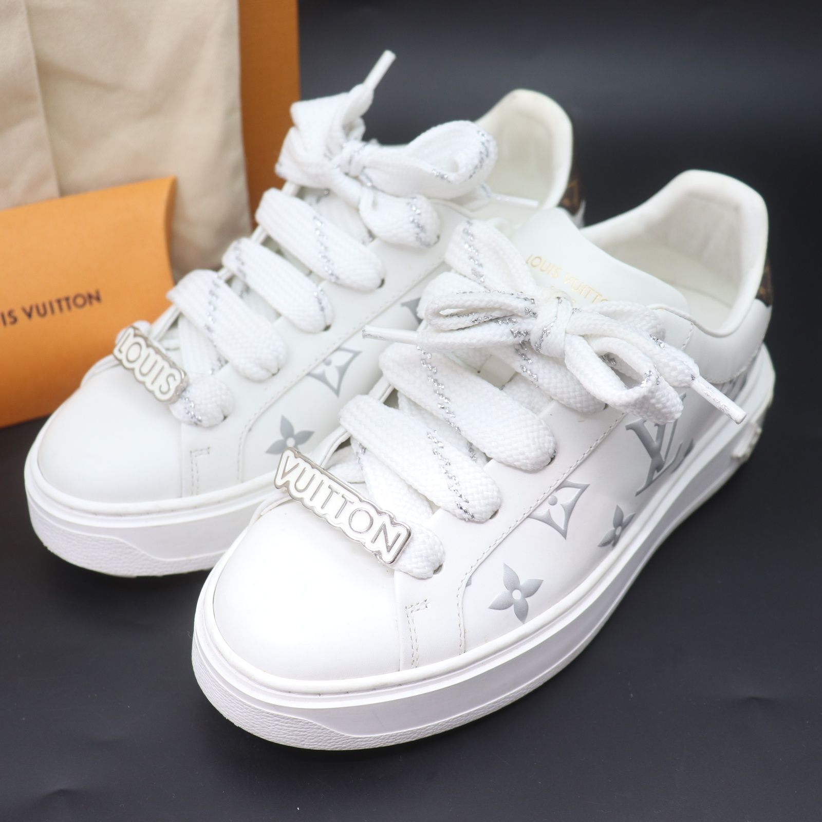 ITEGOPUN8VEO LOUIS VUITTON ルイヴィトン タイムアウトライン 