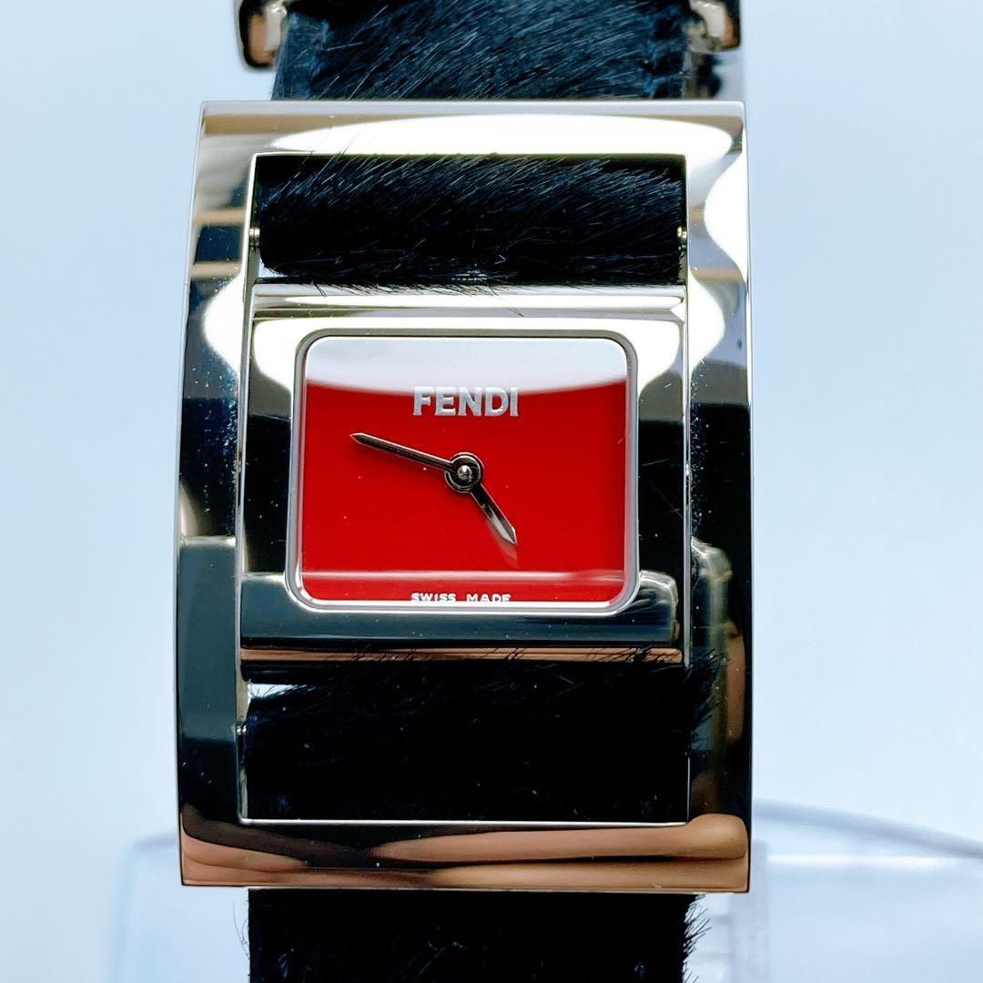 461フェンディ ハラコ スクエア 回転式 腕時計