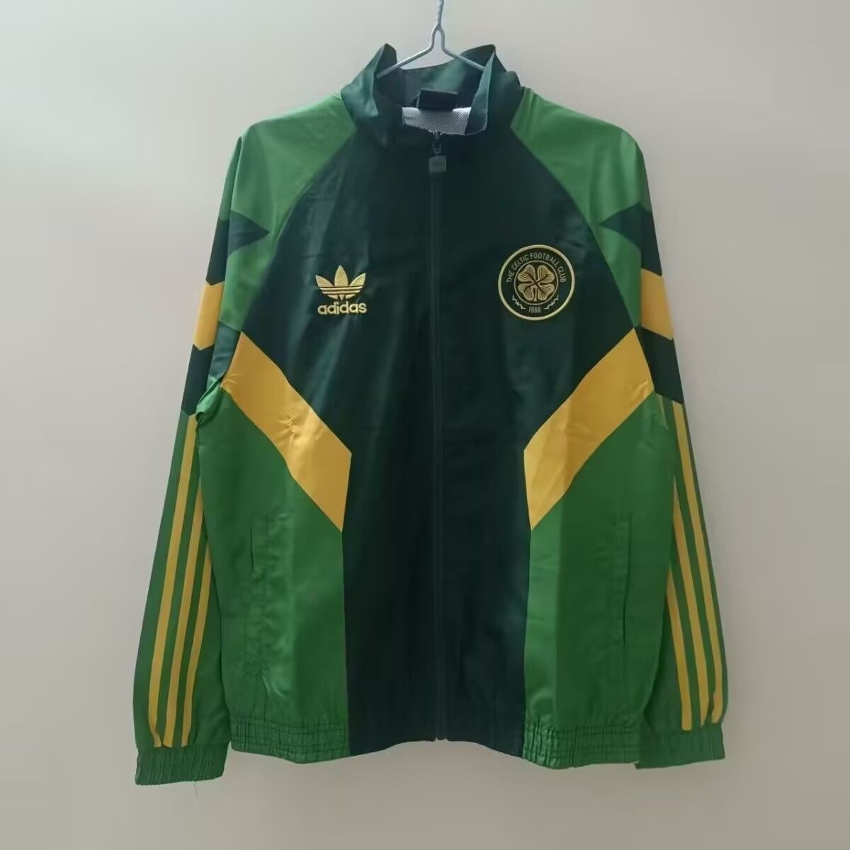 セルティックFC adidas ウィンドブレーカー 緑 セルティックFC adidas ウィンドブレーカー 緑 セルティック