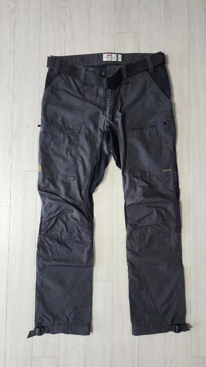 フェールラーベン アビスコ ライト スラックス ダークグレー