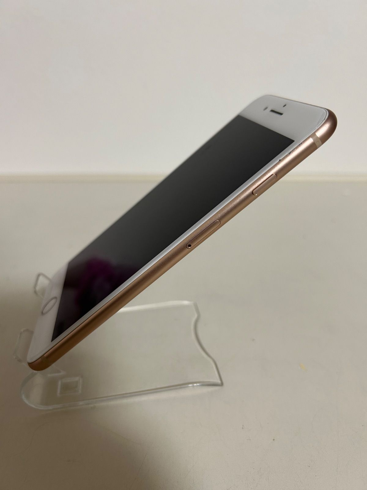 【美品】Apple iPhone8Plus ゴールド 本体 64GB Amazon | 【整備済み品】 Apple iPhone 8 Plus 64GB ゴールド SIM