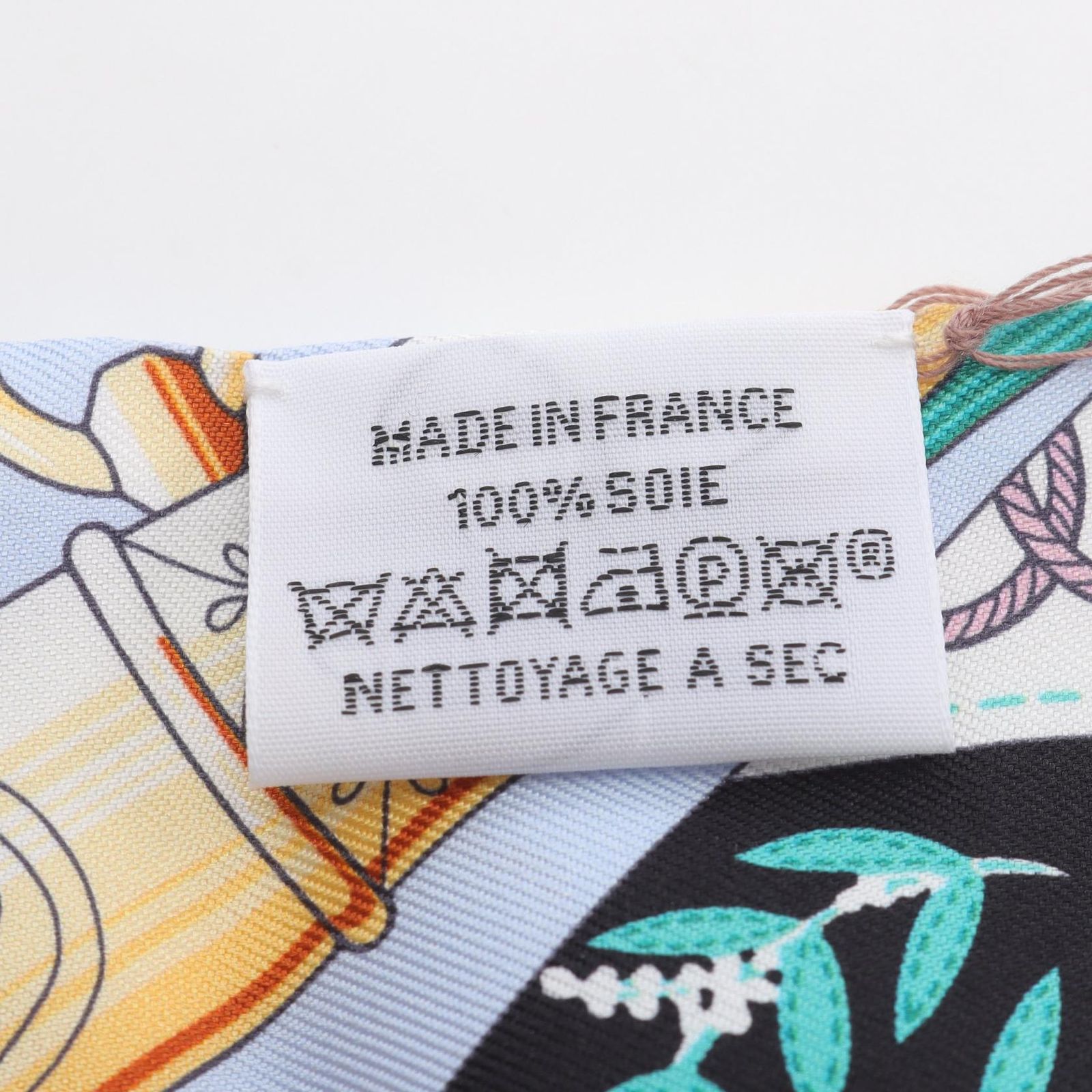 新品未使用 HERMES エCliquetis スカーフ タグ付き Amazon | [エルメス] クリケティス CLIQUETIS シルク 2色