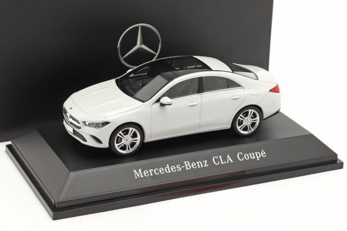 1/43 メルセデスベンツ CLA クーペ ホワイト スパーク 1/43 メルセデス・ベンツ CLA クーペ C118 2019