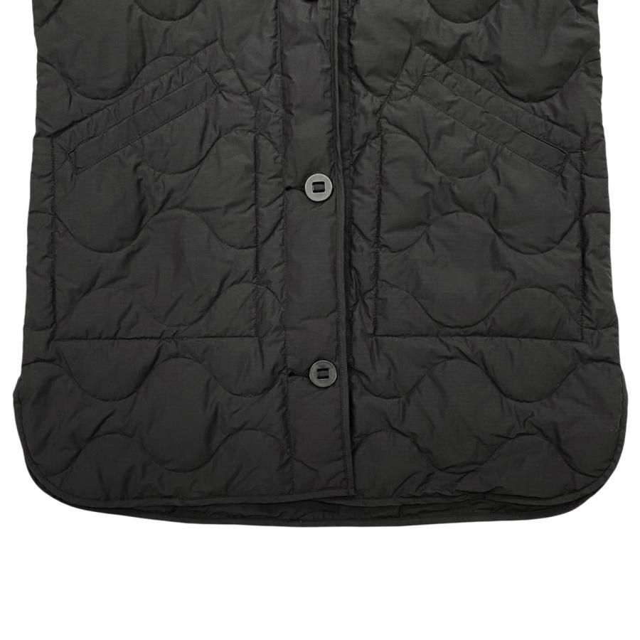 カナダグース ダウンジャケット