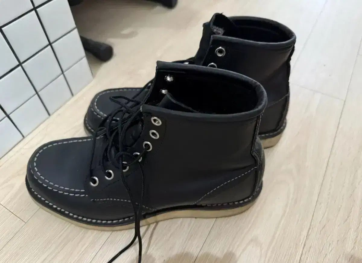 レッドウィング モックトゥ ブラック 8130 UK5 25|250